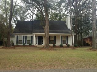 111 Woodside Dr, Daphne, AL 36526