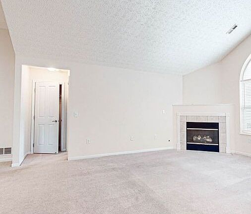 3rd image of 6267 Stonewalk Ln