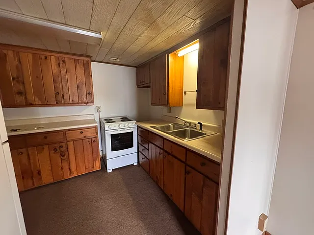 1913 Davis Rd #1 — Photo 6