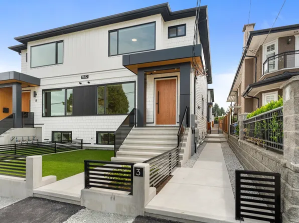 7822 Goodlad St #1, Burnaby, BC V5E 2H6