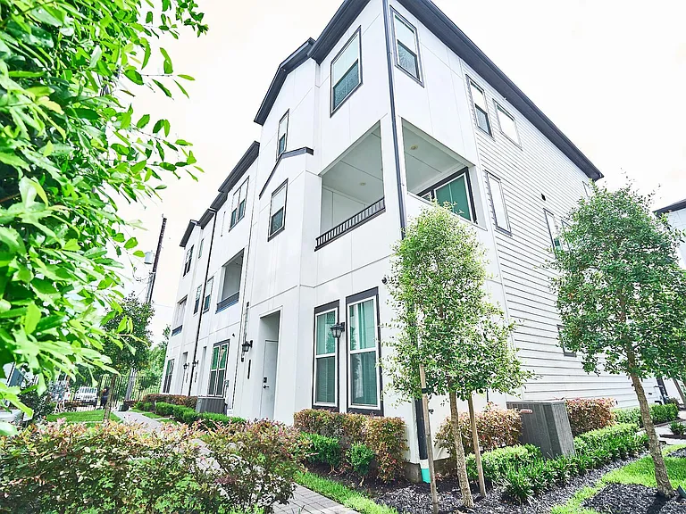 2802 Grand Fountains Dr #C — Photo 35