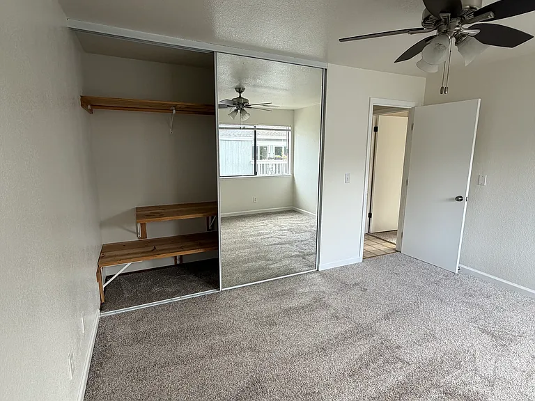 2904 Leotar Cir #37 — Photo 9