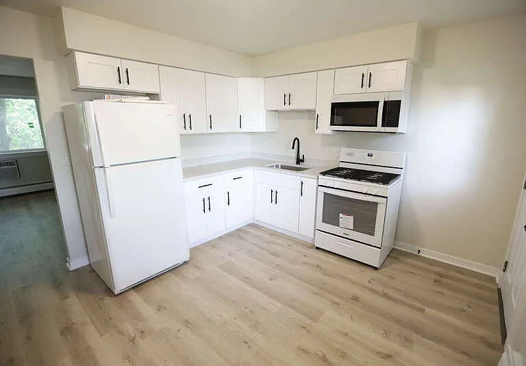 3123 Copley St SW #C — Photo 2