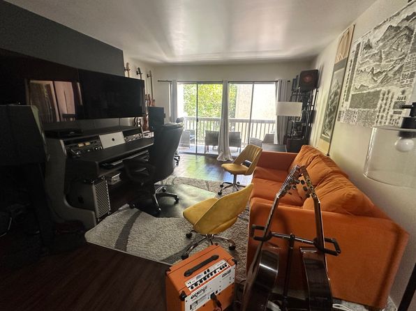 5213 Raintree Cir