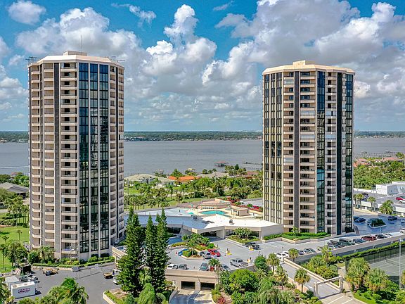 3rd image of 1 Oceans West Blvd APT 15A1