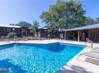 1550 E 2nd St, Pass christian, MS 39571