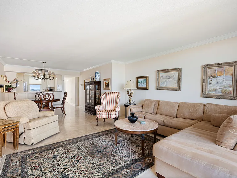 1480 Ocean Dr #4E — Photo 9