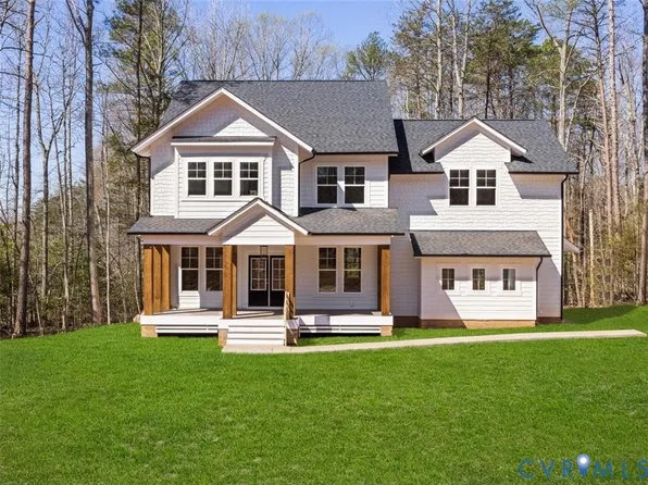 1560 Smokey Ridge Rd, Maidens, VA 23102