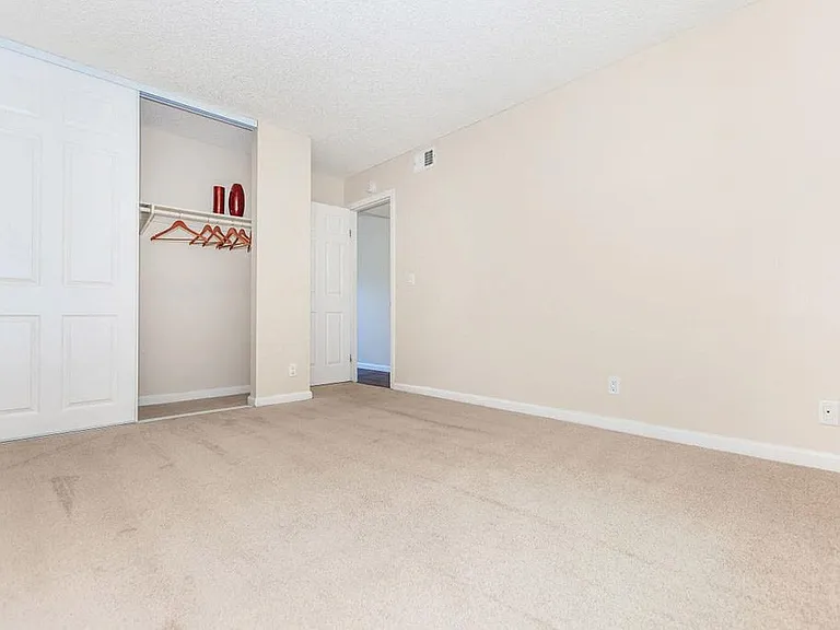 Villa Monair Apartments — Photo 42