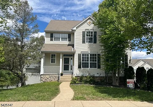227 Winding Hill Dr Photo 1