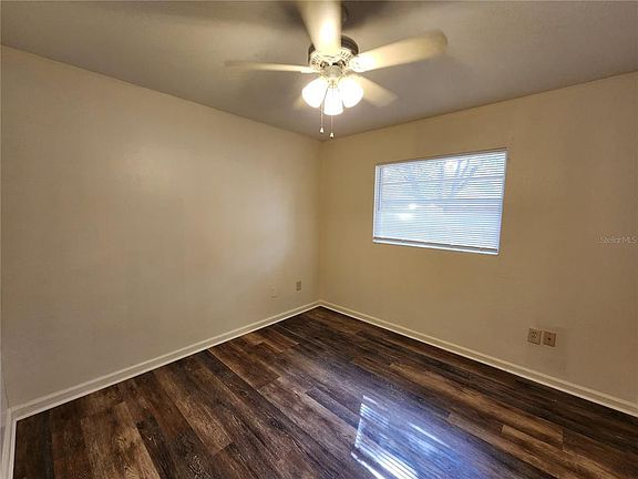 4th image of 2907 NE 17th Dr