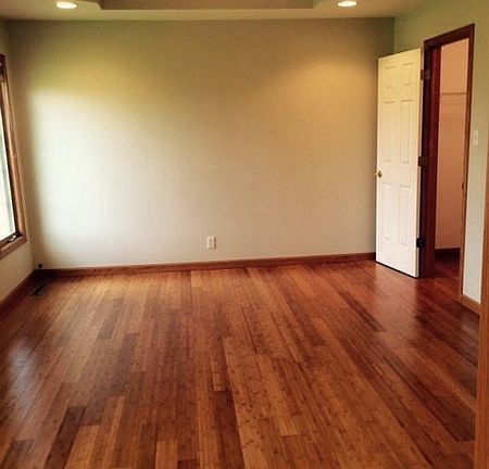 5th image of 575 Sandburg Dr