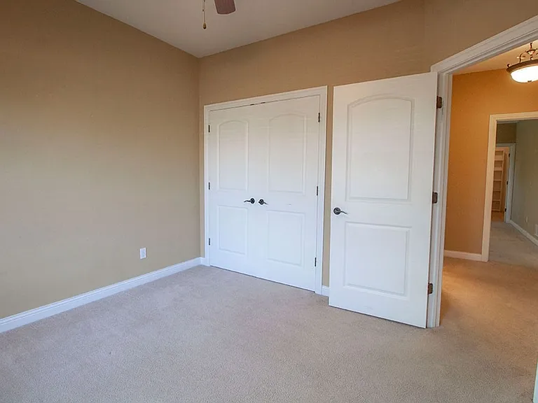 5305 Chamois Dr — Photo 29
