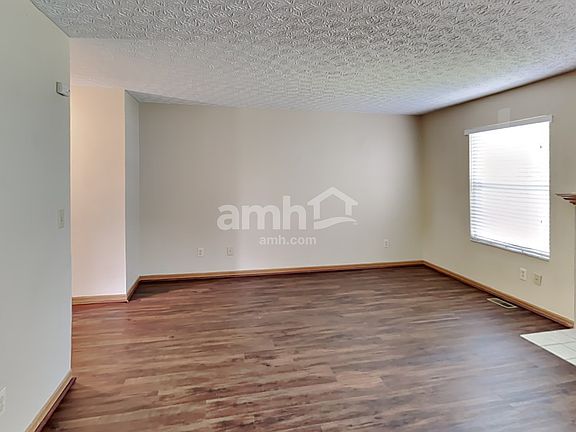 3rd image of 8112 Arbor Rose Way