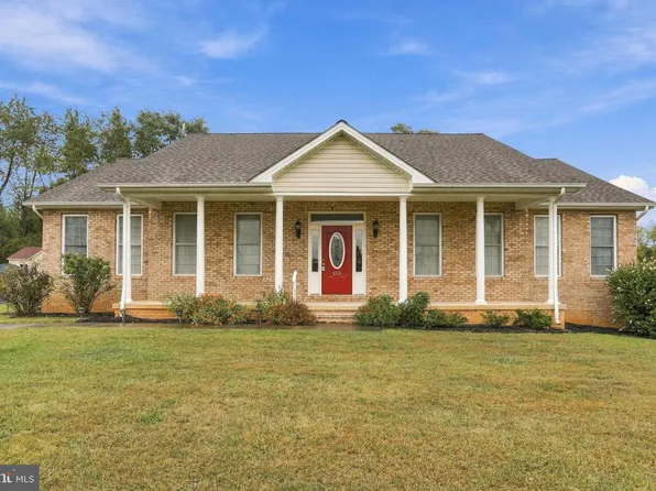 150 Albert Cir, Winchester, VA 22603