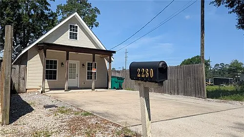 2088 3rd St Photo 1