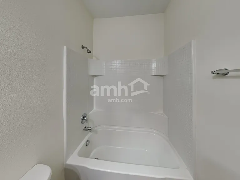 8710 Layalie Way — Photo 14