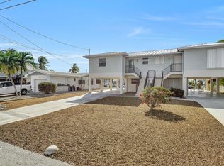 681 9th St, Key Colony Beach, FL 33051