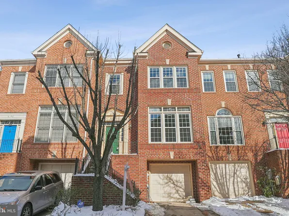 8146 Boss St, Vienna, VA 22182