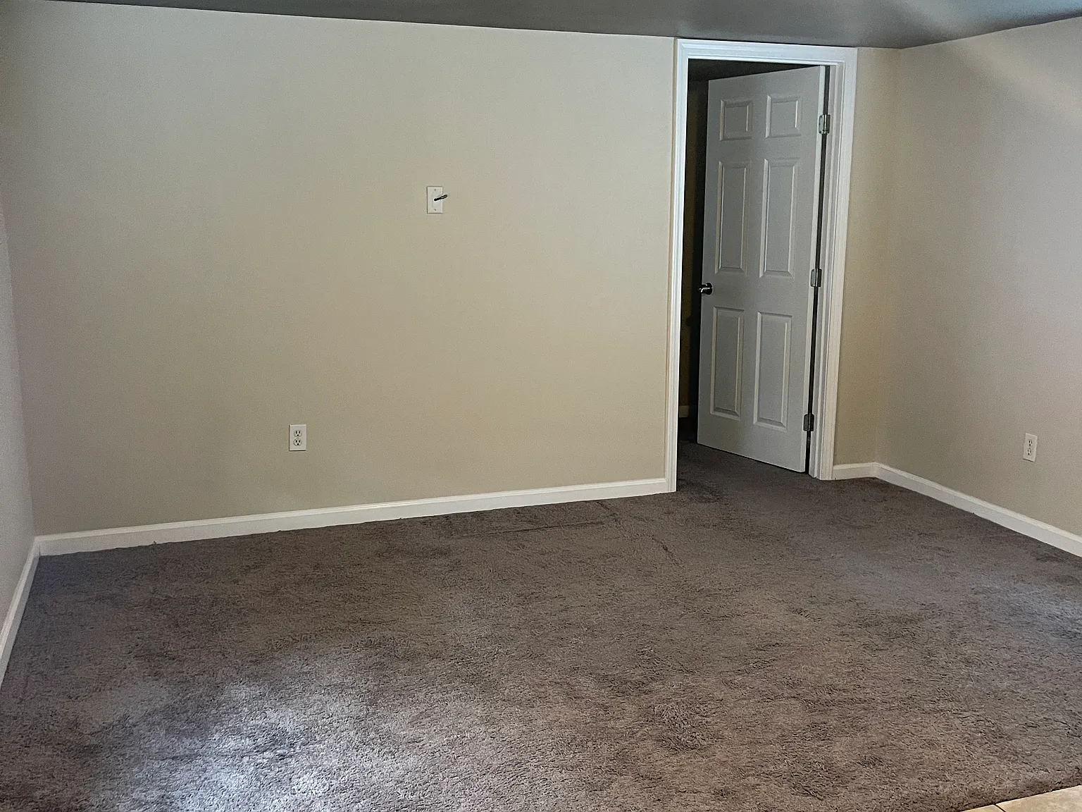 712 19th Street — Photo 2