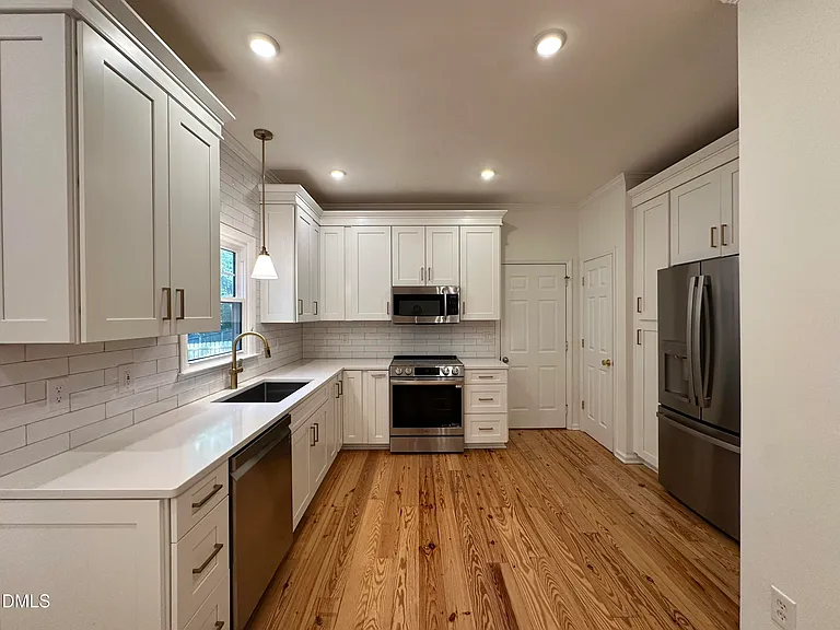 1612 Farmington Grove Dr — Photo 8
