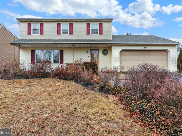 213 Faith Dr, Blandon, PA 19510