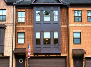 3794 Rainier Dr, Fairfax, VA 22033