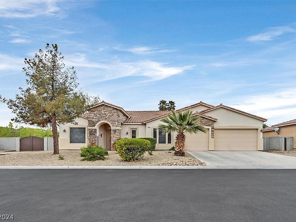 1st image of 5603 Lusitano St