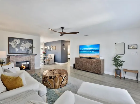 713 Palm View DR #DP4, NAPLES, FL 34110