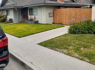 17072 Pinehurst Ln APT B, Huntington Beach, CA 92647
