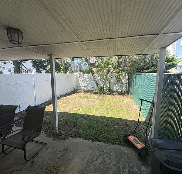 Morrell Ave — Photo 3