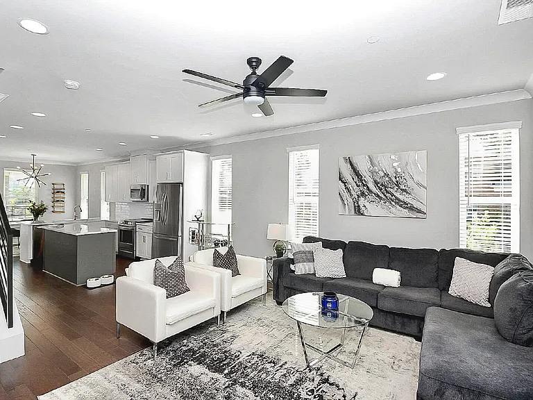 1103 Shuman View Ct — Photo 15