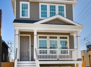 3615 N Artesian Ave, Chicago, IL 60618