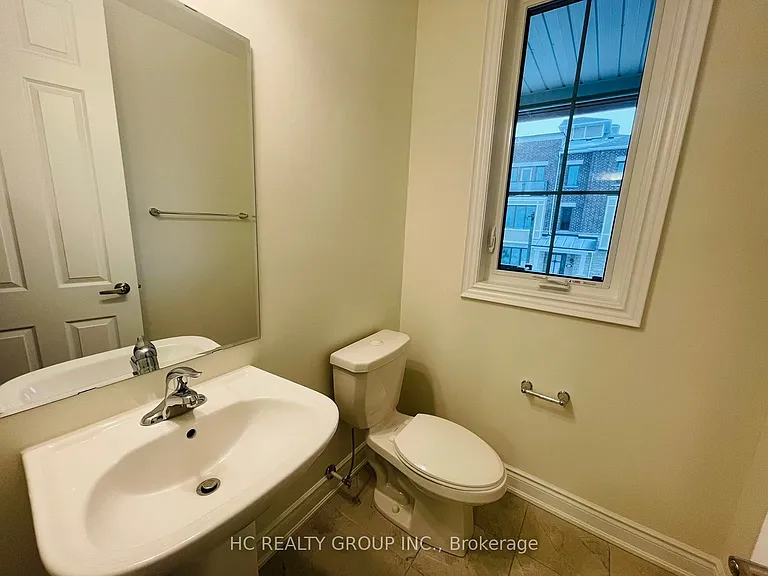 117 Thomas Frisby Jr Cres — Photo 6