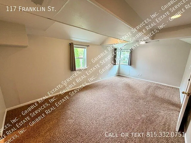Charming 3-bedroom, 2-bathroom home in Cherry Valley — Photo 1