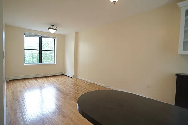 Rented by Bohemia Realty Group | media 19