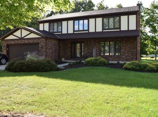 8980 Wildwood Dr, North Royalton, OH