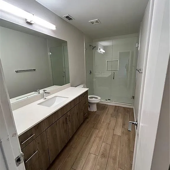 1320 E Iris Ave #3 — Photo 7