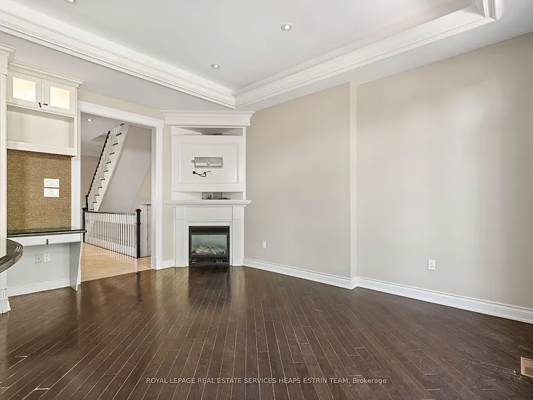 110 Parklea Dr — Photo 7