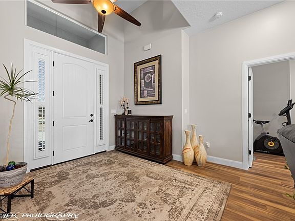 5th image of 879 Amina Cir