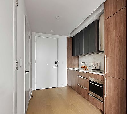 5th image of 455 10th Ave #26C