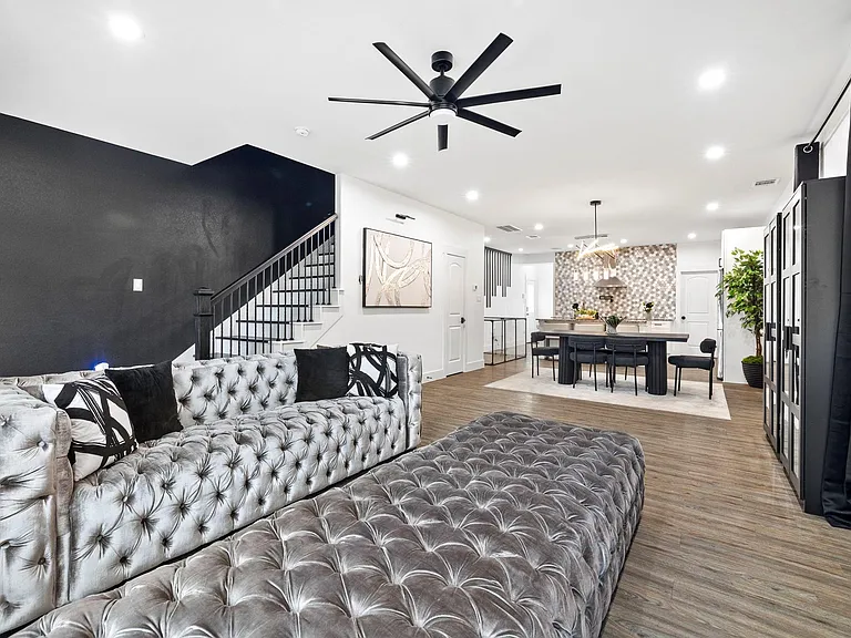 1621 Wellington St #B — Photo 5