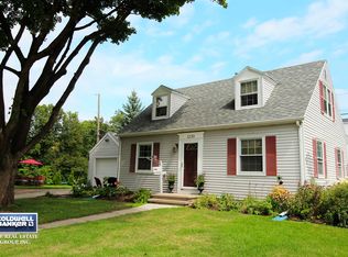 1230 S Lehmann Ln, Appleton, WI 54914