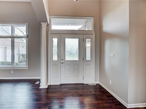 4th image of 1125 Charter Pl