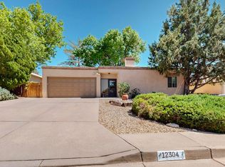 12304 Phoenix Ave NE, Albuquerque, NM 87112