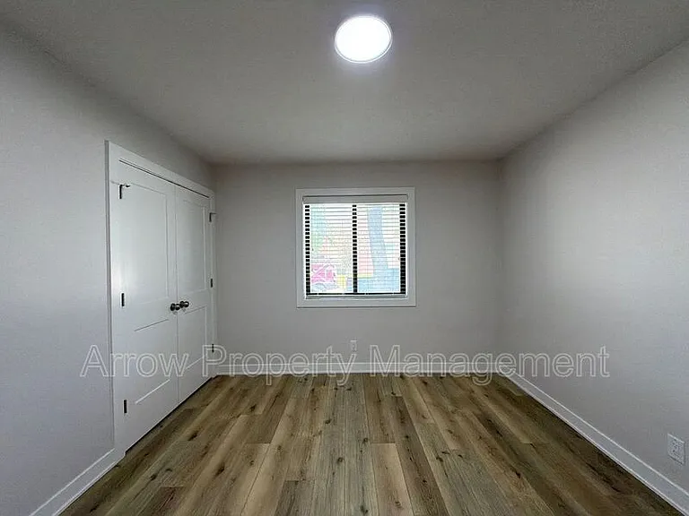 3405 Holdrege St #103 — Photo 10