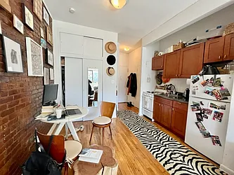 Rented by KNOCKKNOCK LLC