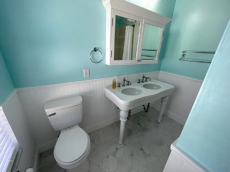 Master bath with shower