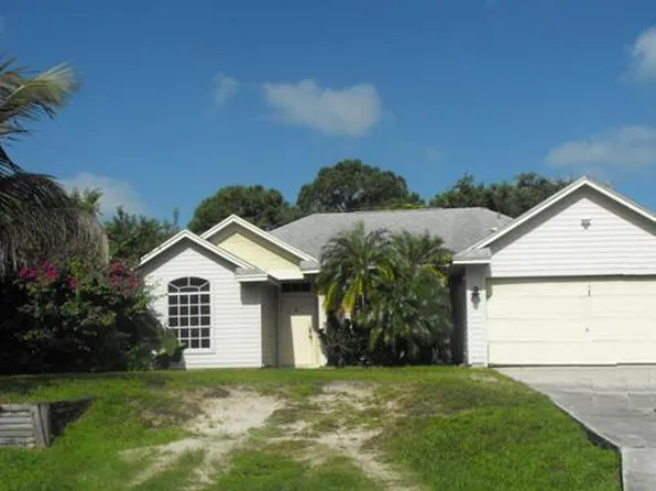 3020 SW Lucerne St, Port Saint Lucie, FL 34953
