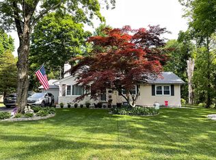 6 Hunters Ln, Sparta, NJ 07871